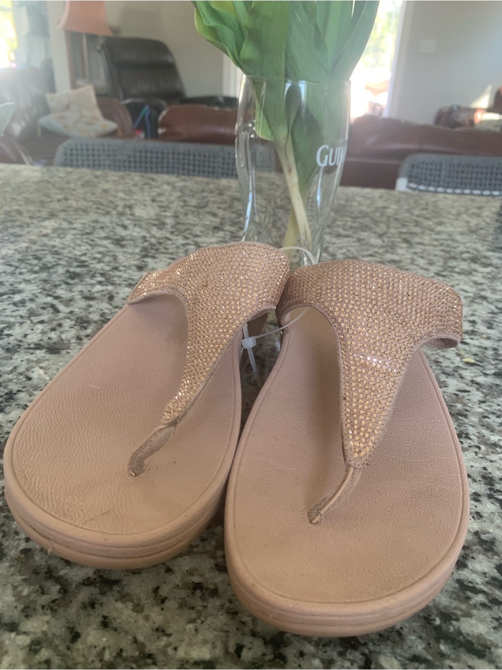 FitFlop Lulu Crystal Toe-Post Sandals size 9